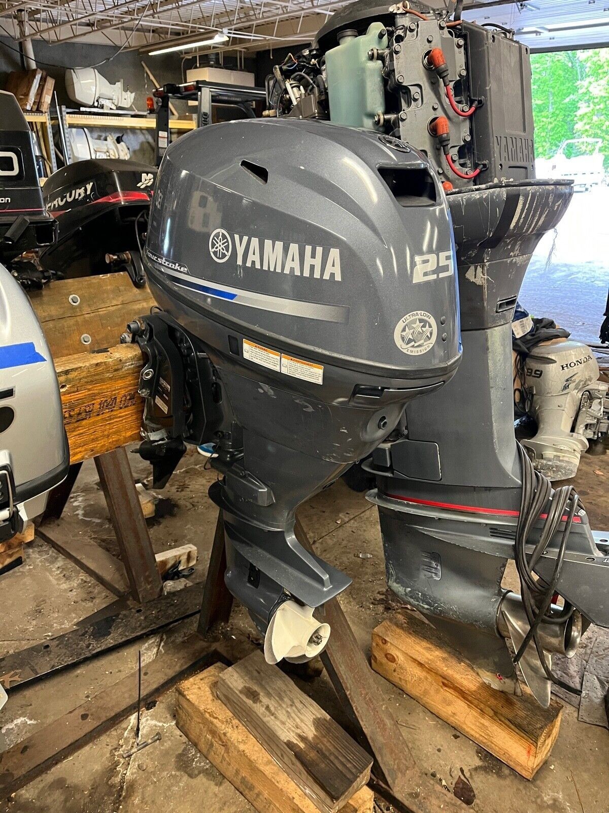2020 suzuki 150 20” outboard boat engine motor Df150atl Yamaha Honda M
